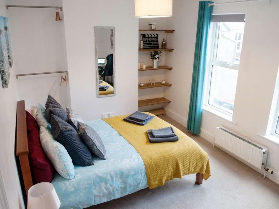 Noble House Exeter Vila Quarto foto